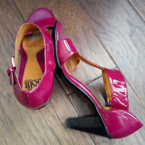 Sofft Shoes - Sofft Purple T-Strap Open Toe Heels Sz 6.5M